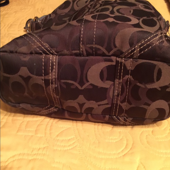 Coach purse - Picture 3 of 4